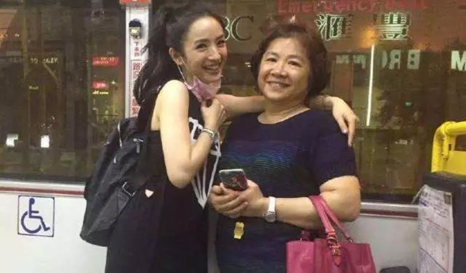 林依晨:给予的同时其实你得到的更多